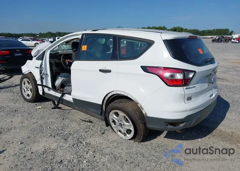 2017 Ford Escape S z USA, uszkodzony, nr VIN 1FMCU0F7XHUE55749
